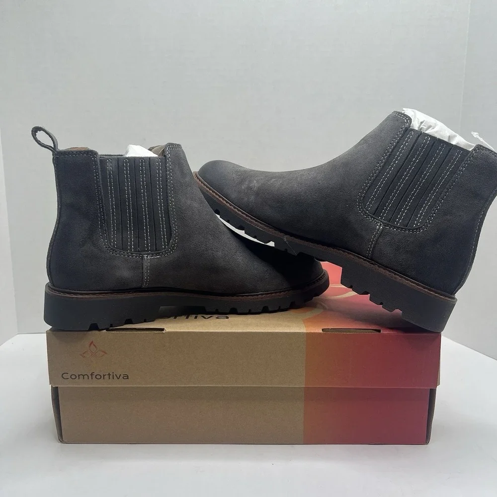 Comfortiva Ledelle Womens 9 M Smoke Suede Chelsea Boots Ankle Waterproof NIB
